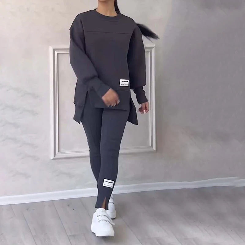 Long-sleeved sweatshirt and leggings set
